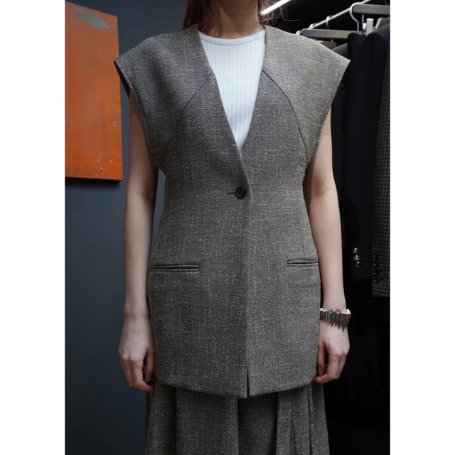 新品【SATORU SASAKI】ノースリーブ ジャケット | フリマアプリ ラクマ 新品【SATORU SASAKI】ノースリーブ ジャケット | フリマアプリ ラクマ