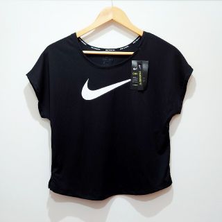 ナイキ(NIKE)の★新品タグ付き★ナイキ Tシャツ(Tシャツ(半袖/袖なし))