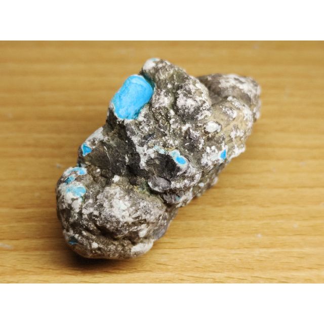 ターコイズ 58g トルコ石 原石 鉱物 宝石 鑑賞石 自然石 誕生石 水石