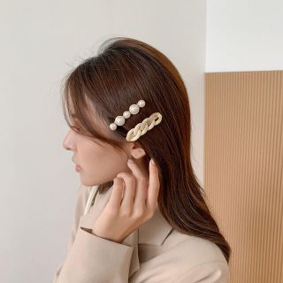 ヘアクリップ 2点セット　シンプル  おしゃれ　 便利 ヘアアクセサリー パール(バレッタ/ヘアクリップ)