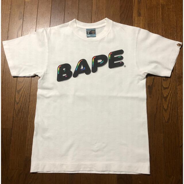 A BATHING APE(アベイシングエイプ)のア・ベイシング・エイプ　ロゴ　Tシャツ メンズのトップス(Tシャツ/カットソー(半袖/袖なし))の商品写真