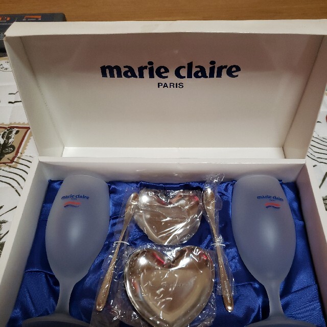 Marie Claire(マリクレール)のマリ・クレールワイングラス ステアスプーン トレーセット インテリア/住まい/日用品のキッチン/食器(グラス/カップ)の商品写真