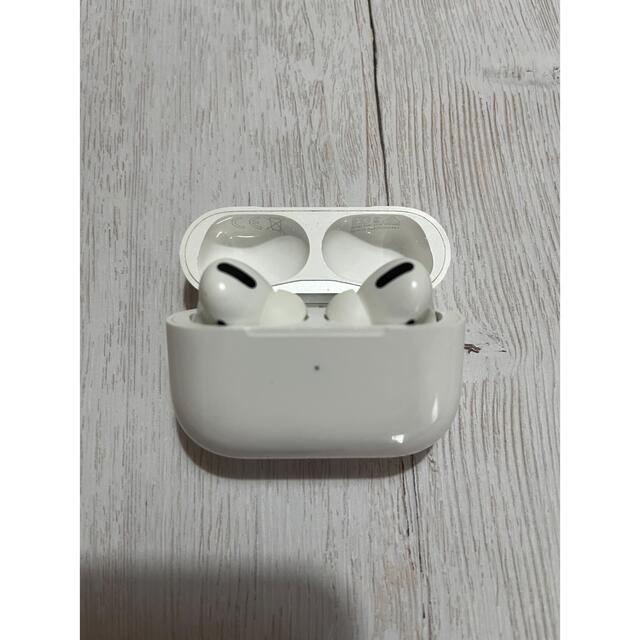 Apple(アップル)の【美品】Apple AirPods Pro(エアポッド) MWP22J/A スマホ/家電/カメラのオーディオ機器(ヘッドフォン/イヤフォン)の商品写真