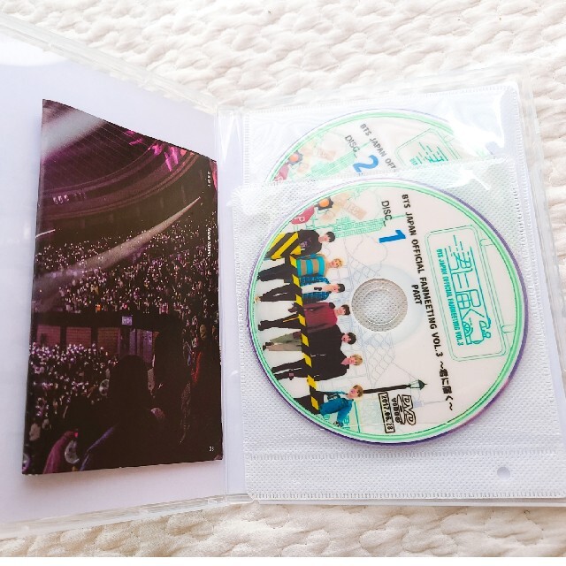 BTS JAPAN OFFICIAL FANMEETING VOL.3君に届く エンタメ/ホビーのDVD/ブルーレイ(ミュージック)の商品写真