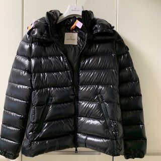 モンクレール(MONCLER)のtiara様ご専用　モンクレールダウンジャケット希少3サイズ(ダウンジャケット)