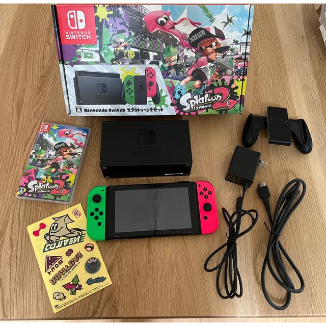 送料無料ニンテンドースイッチライト本体　どうぶつの森+ スプラトゥーン2 セット