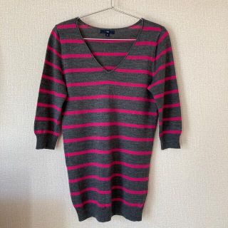 ギャップ(GAP)のGAP ボーダートップス　美品(ニット/セーター)