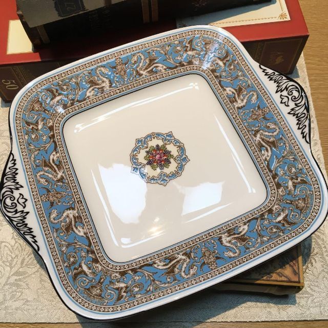 美品 ◆ ウェッジウッド フロレンティーンターコイズ B\u0026Bプレート