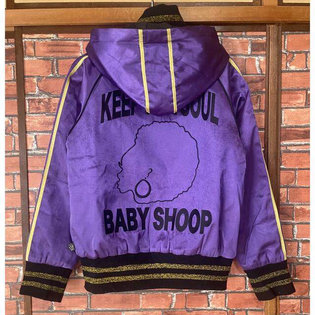 baby shoop(ベイビーシュープ)のbaby shoop ベイビーシュープ サテン フード付 スタジアムジャンパー  レディースのジャケット/アウター(スタジャン)の商品写真