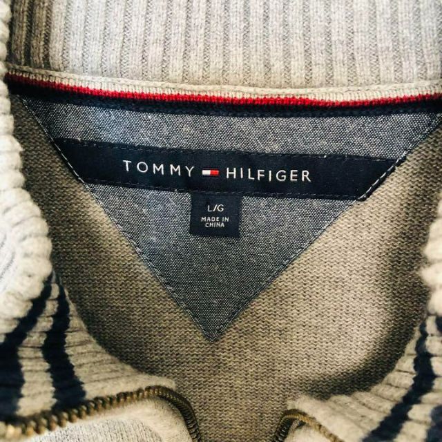 693 トミーヒルフィガー　刺繍ロゴ　ボーダー　ハーフジップ　スウェット　グレー