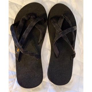 テバ(Teva)のTEVA OLOWAHU サンダル　ブラック　US7(24cm)(サンダル)