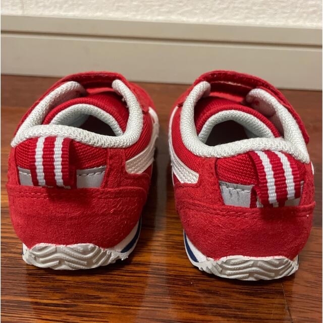 asics(アシックス)のアシックス スニーカー キッズ/ベビー/マタニティのベビー靴/シューズ(~14cm)(スニーカー)の商品写真