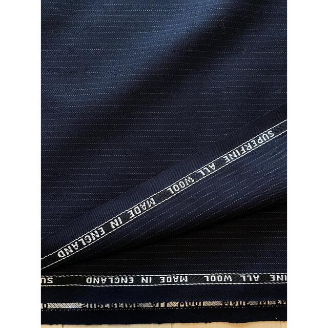 生地　スーツ　濃紺ストライプ ハンドメイドの素材/材料(生地/糸)の商品写真