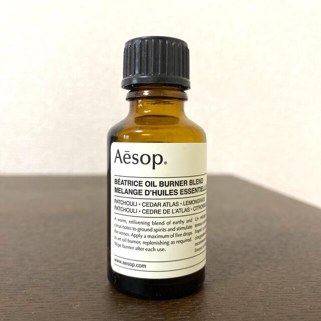 Aesop(イソップ)のイソップ　ベアトリス　オイルバーナーブレンド　25ml コスメ/美容のリラクゼーション(アロマグッズ)の商品写真