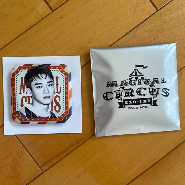 EXO(エクソ)のEXO CBX チェン　ジョンデ　チェンベクシ　マジカルサーカス　缶バッジ チケットの音楽(K-POP/アジア)の商品写真