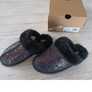 アグ　UGG  ムートンスリッパ　新品　箱入り　ブラックラメ　サイズ6　 23(スリッポン/モカシン)