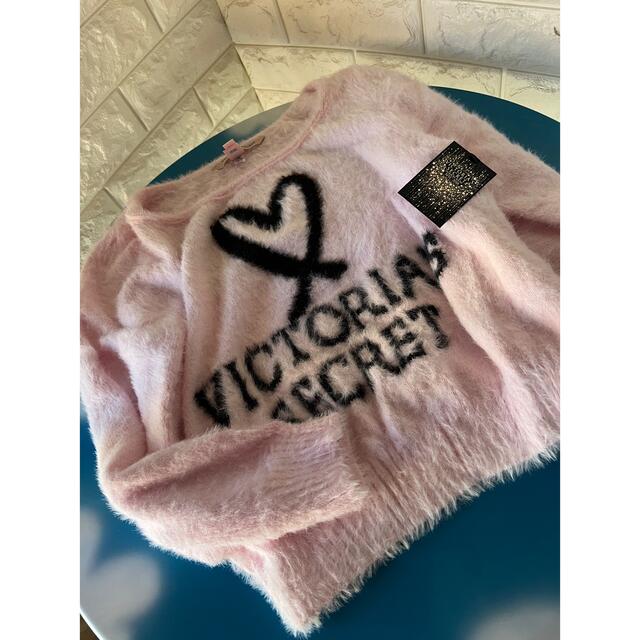 Victoria’s Secret とっても可愛いふわっふわのピンクセーター レディースのトップス(ニット/セーター)の商品写真