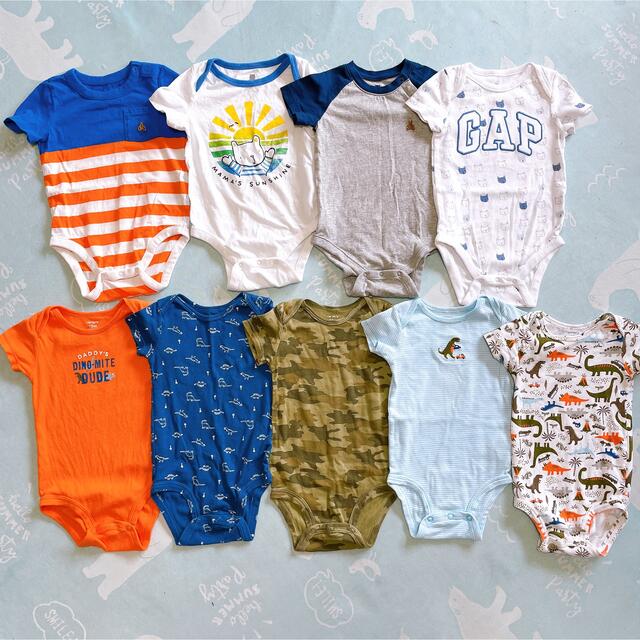 babyGAP(ベビーギャップ)のbabyGAP、carter'sセット キッズ/ベビー/マタニティのベビー服(~85cm)(ロンパース)の商品写真