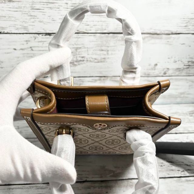 Tory Burch - 【新品】トリーバーチ Tモノグラム ショルダーバック