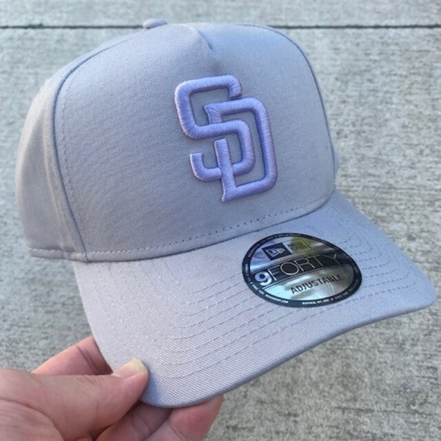 Newera 9forty サンディエゴパドレス スナップバックスモークパープル