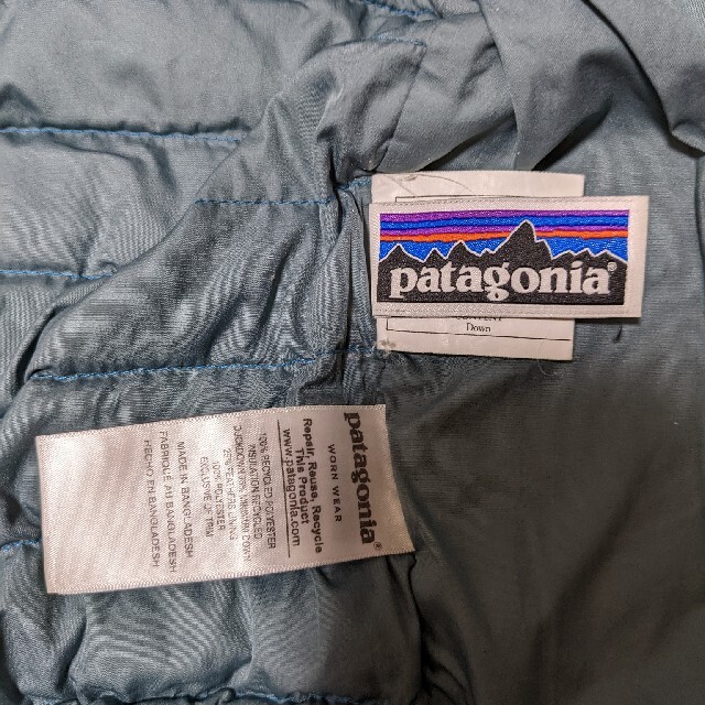 patagonia(パタゴニア)のパタゴニア　ベビー・ダウン・セーター　2T キッズ/ベビー/マタニティのキッズ服男の子用(90cm~)(ジャケット/上着)の商品写真