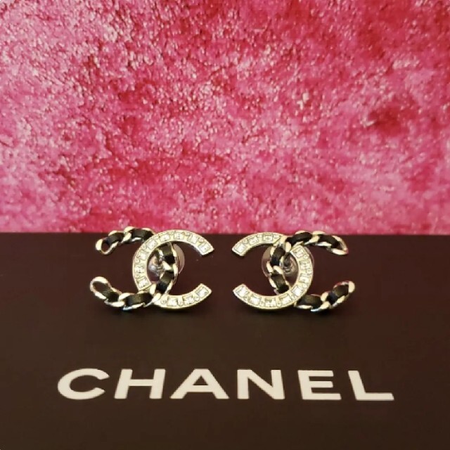国産品 CHANEL - □ブティック完売品□CCロゴピアス/CHANEL ピアス