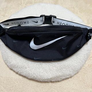 ナイキ(NIKE)のNIKE ボディバッグ(ボディバッグ/ウエストポーチ)