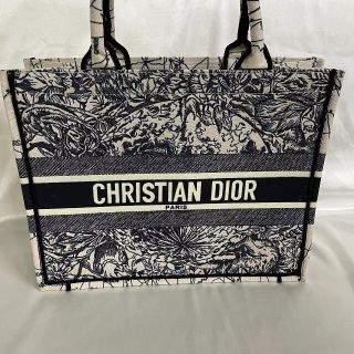 ディオール スカーフの通販 300点以上 | Diorを買うならラクマ