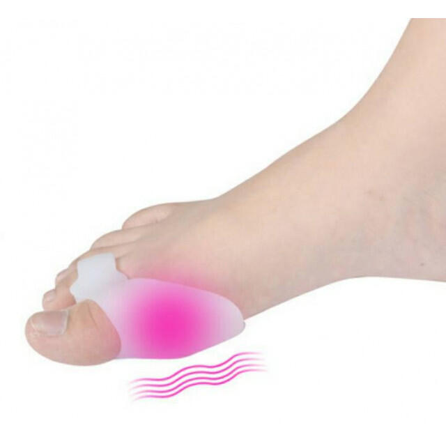 外反母趾 サポーター 2個セット シリコン 親指 足 保護 靴 矯正 パッド 白 コスメ/美容のボディケア(フットケア)の商品写真