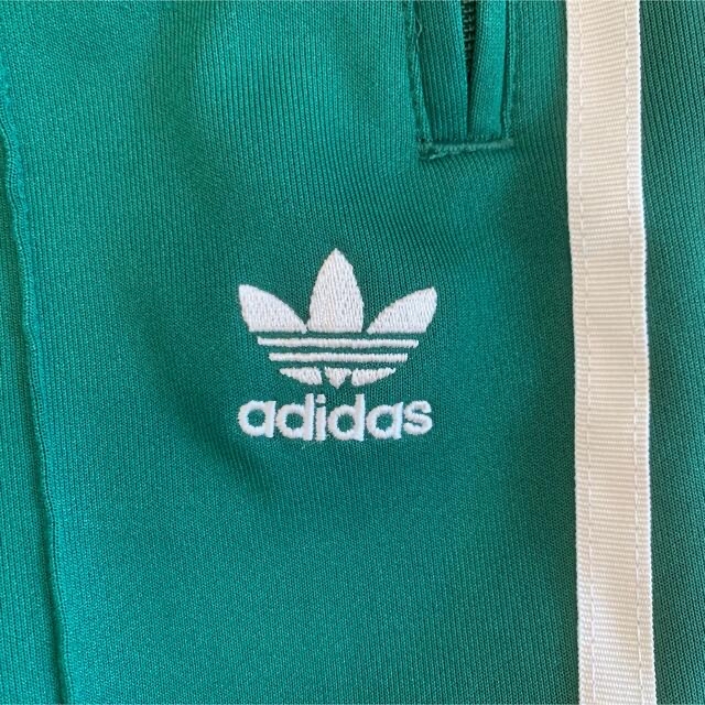 adidas(アディダス)のadidas originals ファイヤーバード　トラックパンツ　グリーン美品 メンズのパンツ(その他)の商品写真