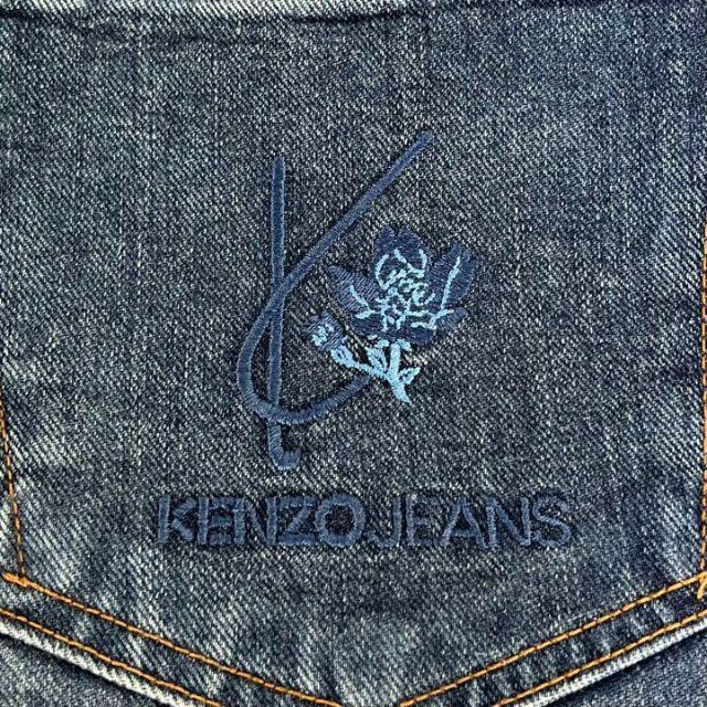 KENZO(ケンゾー)の【90s・美品】ケンゾー/KENZO ジーンズ　デニムパンツ　花柄&ロゴ刺繍　青 メンズのパンツ(デニム/ジーンズ)の商品写真