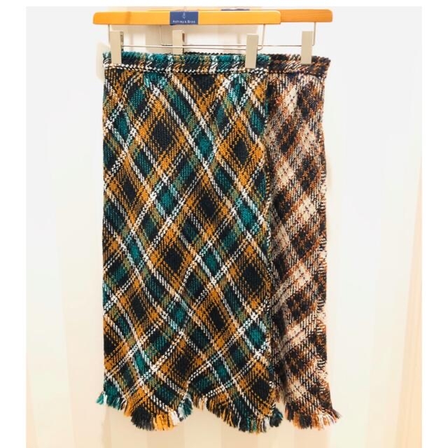 COCO DEAL(ココディール)のCOCO DEAL ウールロービングチェックバイアスタイトスカート レディースのスカート(ロングスカート)の商品写真