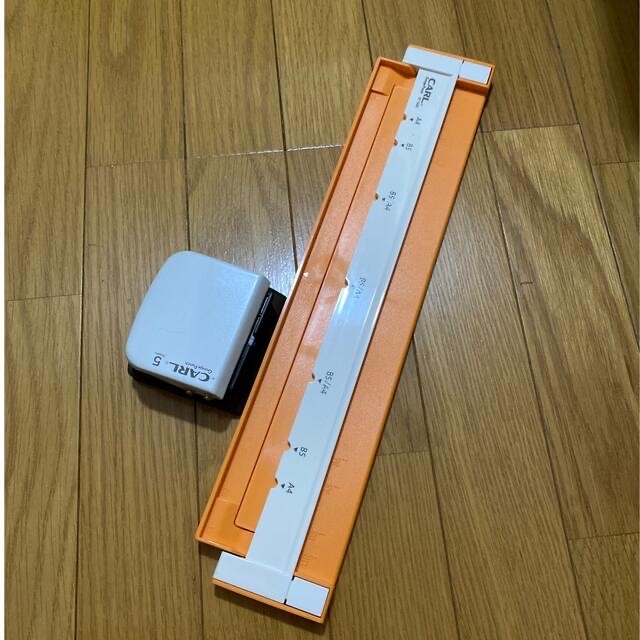 ルーズリーフが作れる穴あけパンチ chateauduroi.co