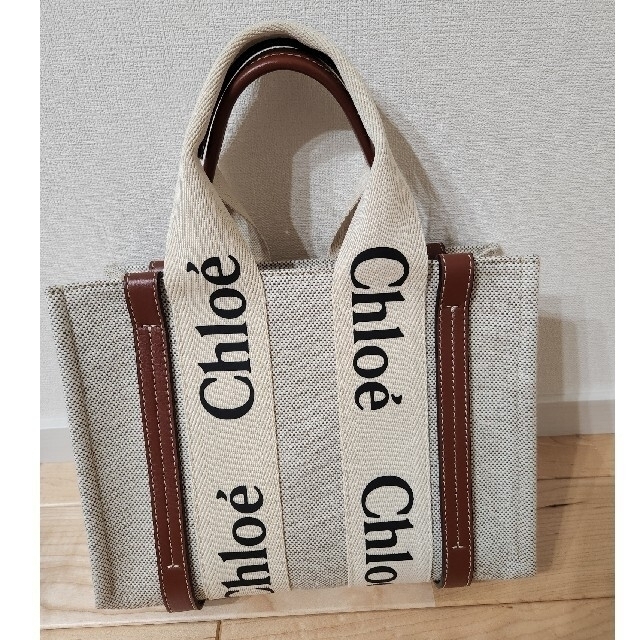 Chloe(クロエ)のChloe　クロエ　ウッディ　ストラップ付スモールトートバッグ レディースのバッグ(トートバッグ)の商品写真