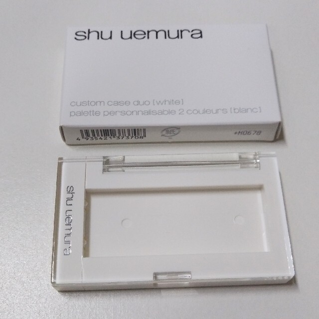 shu uemura(シュウウエムラ)のシュウウエムラグローオンP ミディアムピーチ 550(ほほ紅) ケースセット コスメ/美容のベースメイク/化粧品(チーク)の商品写真