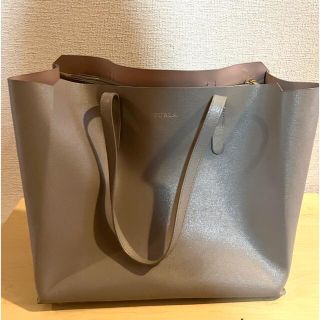 フルラ(Furla)のFURLA  バック　SALLY Mサイズ(ハンドバッグ)