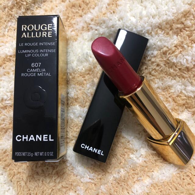 chanel camellia rouge