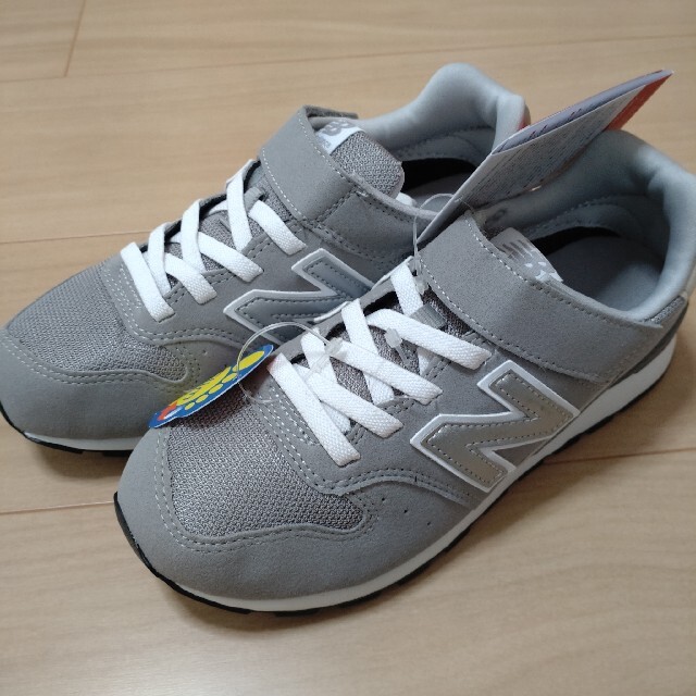 New Balance(ニューバランス)のニューバランス　996　キッズ　 22センチ キッズ/ベビー/マタニティのキッズ靴/シューズ(15cm~)(スニーカー)の商品写真