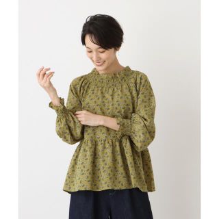 アフタヌーンティー(AfternoonTea)の【AfternoonTea】新品 エコフラワープリントシャーリングブラウス(シャツ/ブラウス(長袖/七分))