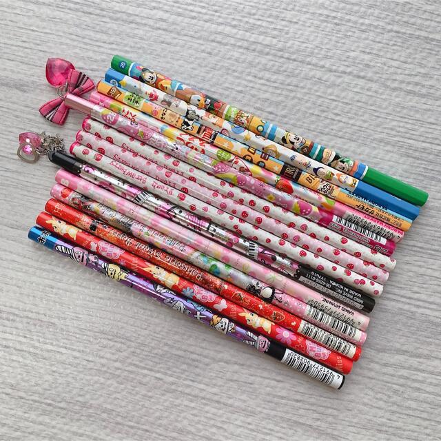 【新品】鉛筆まとめ売り 14本セット 赤 青 鉛筆 可愛い ディズニー | フリマアプリ ラクマ