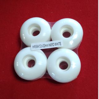 HARD＜税送料739円込＞定番３１板用　 52x32mm９９A　2個目から激安(スケートボード)