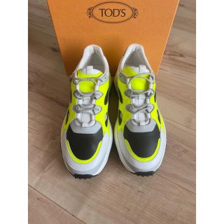 トッズ スニーカー(メンズ)の通販 100点以上 | TOD'Sのメンズを買う ...