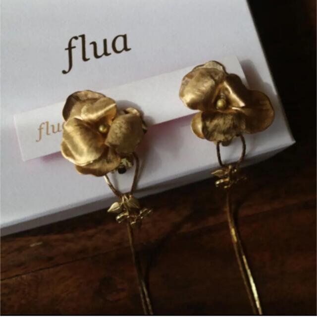 Vera Wang(ヴェラウォン)の【flua】2way パンジー結びchain イヤリング ハンドメイドのアクセサリー(イヤリング)の商品写真