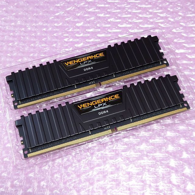CORSAIR 16GB (8GBx2) DDR4-2666 (424 スマホ/家電/カメラのPC/タブレット(PCパーツ)の商品写真