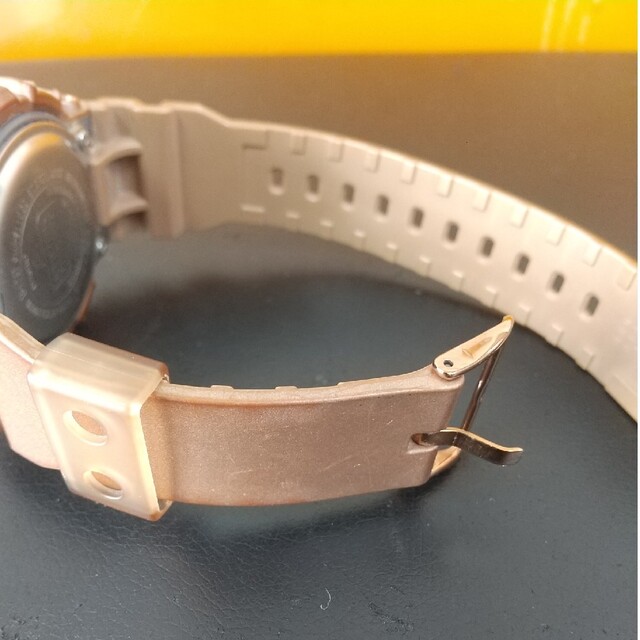 G-SHOCK(ジーショック)の20/G-Shock クレイジーゴールド　電池交換済 メンズの時計(腕時計(デジタル))の商品写真