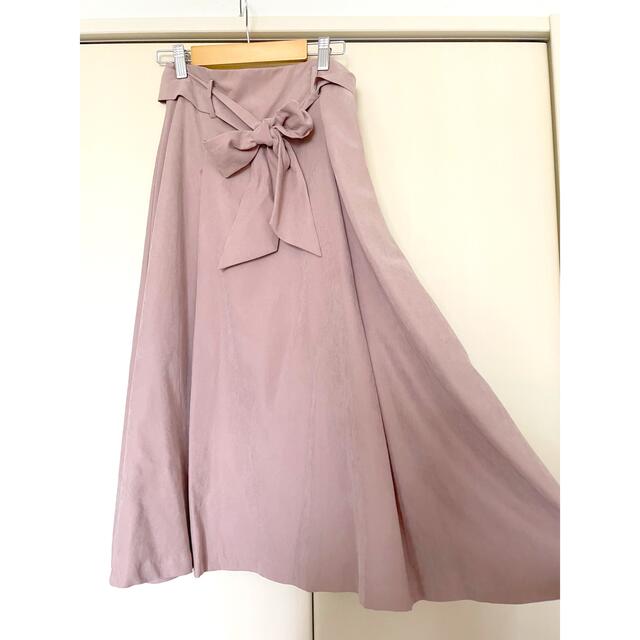 L'EST ROSE(レストローズ)のレストローズ　ピーチスキンフレアスカート レディースのスカート(ひざ丈スカート)の商品写真