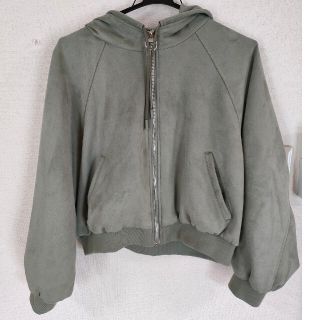 ザラ(ZARA)のZARA フェイクスエード　フーデッド　ジャケット　グリーン(パーカー)