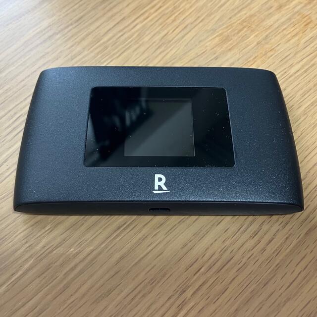 Rakuten(ラクテン)のRakuten wifi pocket 2B スマホ/家電/カメラのPC/タブレット(PC周辺機器)の商品写真