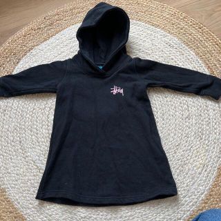 ステューシー(STUSSY)のstussy フードワンピース　90(ワンピース)