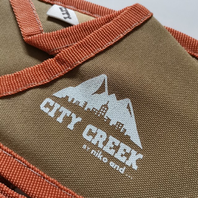 niko and...(ニコアンド)の新品 2足セット「CITY CREEK」niko and…　携帯スリッパ インテリア/住まい/日用品のインテリア小物(スリッパ/ルームシューズ)の商品写真